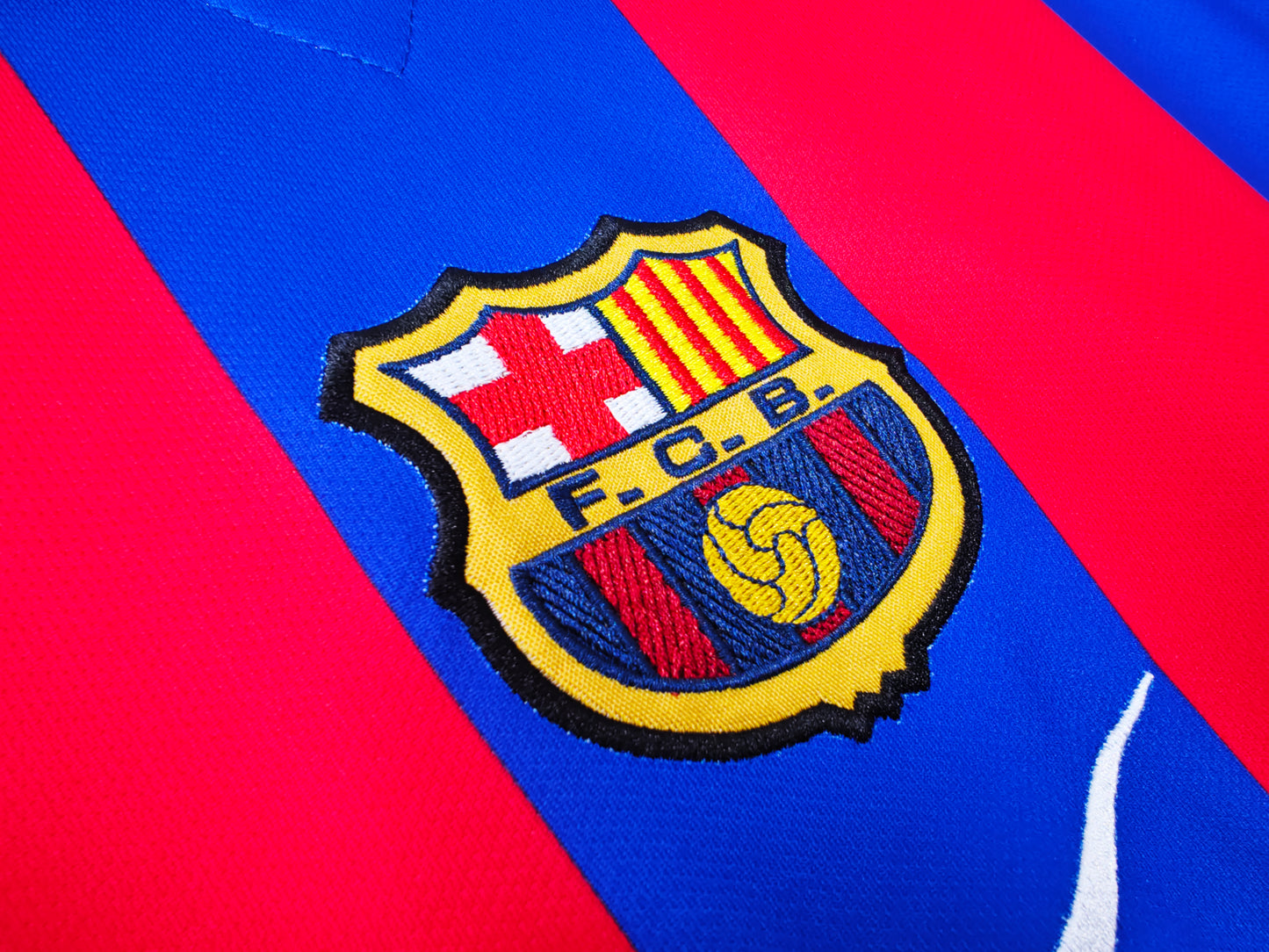 BARCELONA 2001 HOME KIT