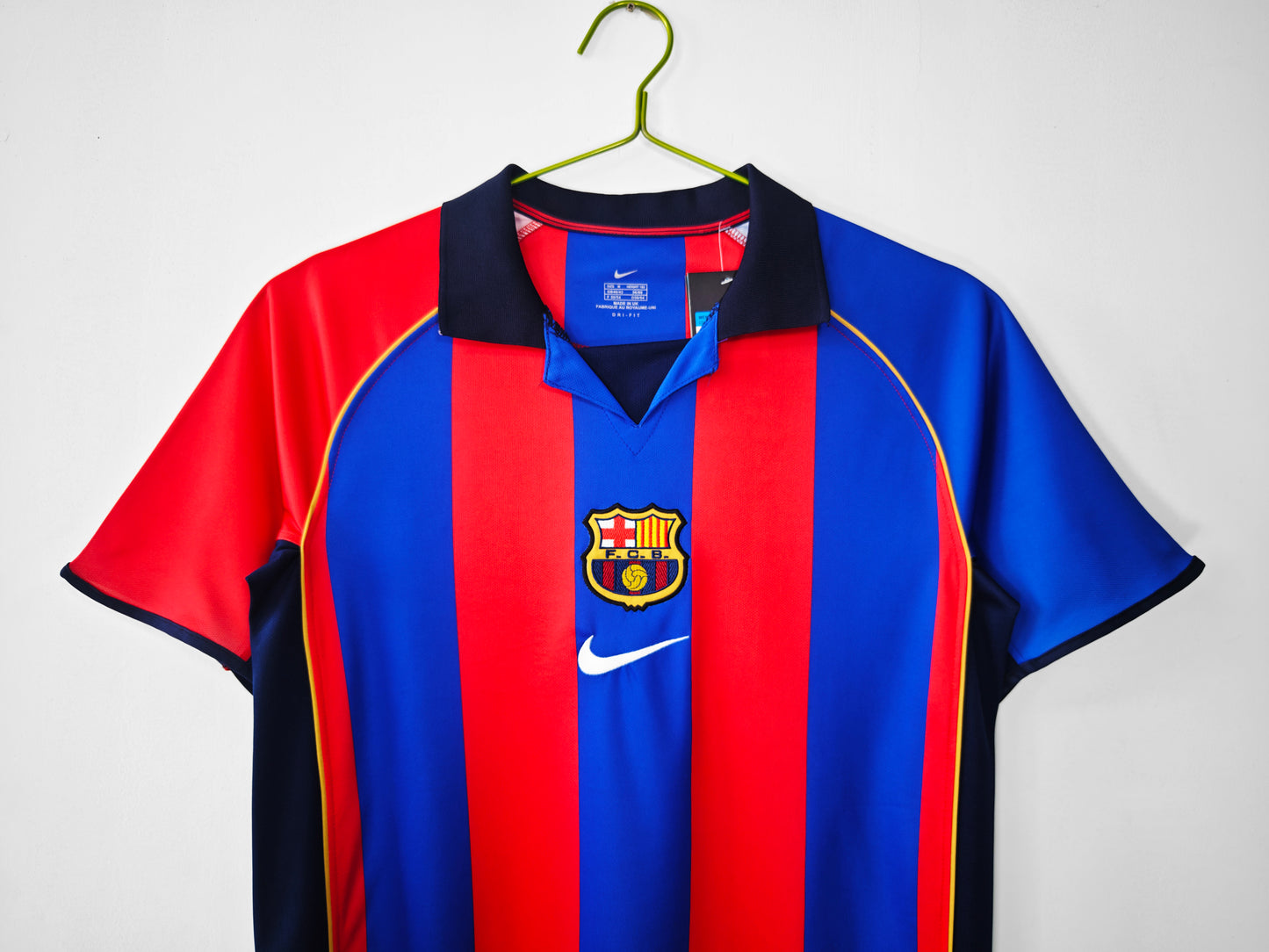 BARCELONA 2001 HOME KIT