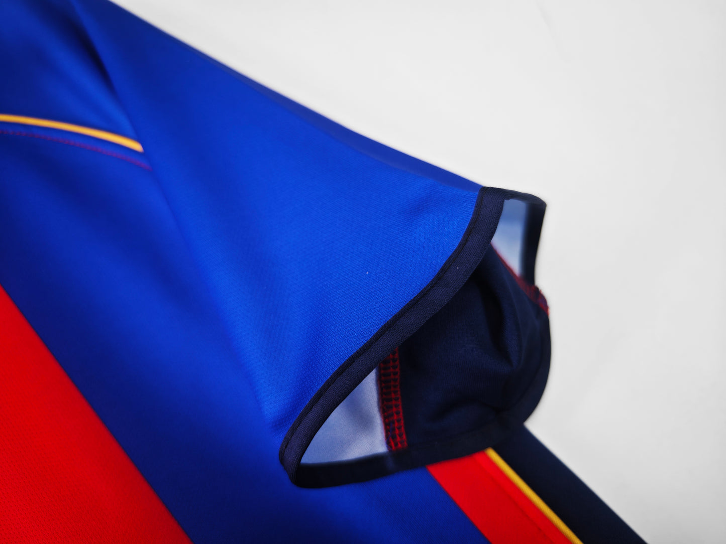 BARCELONA 2001 HOME KIT